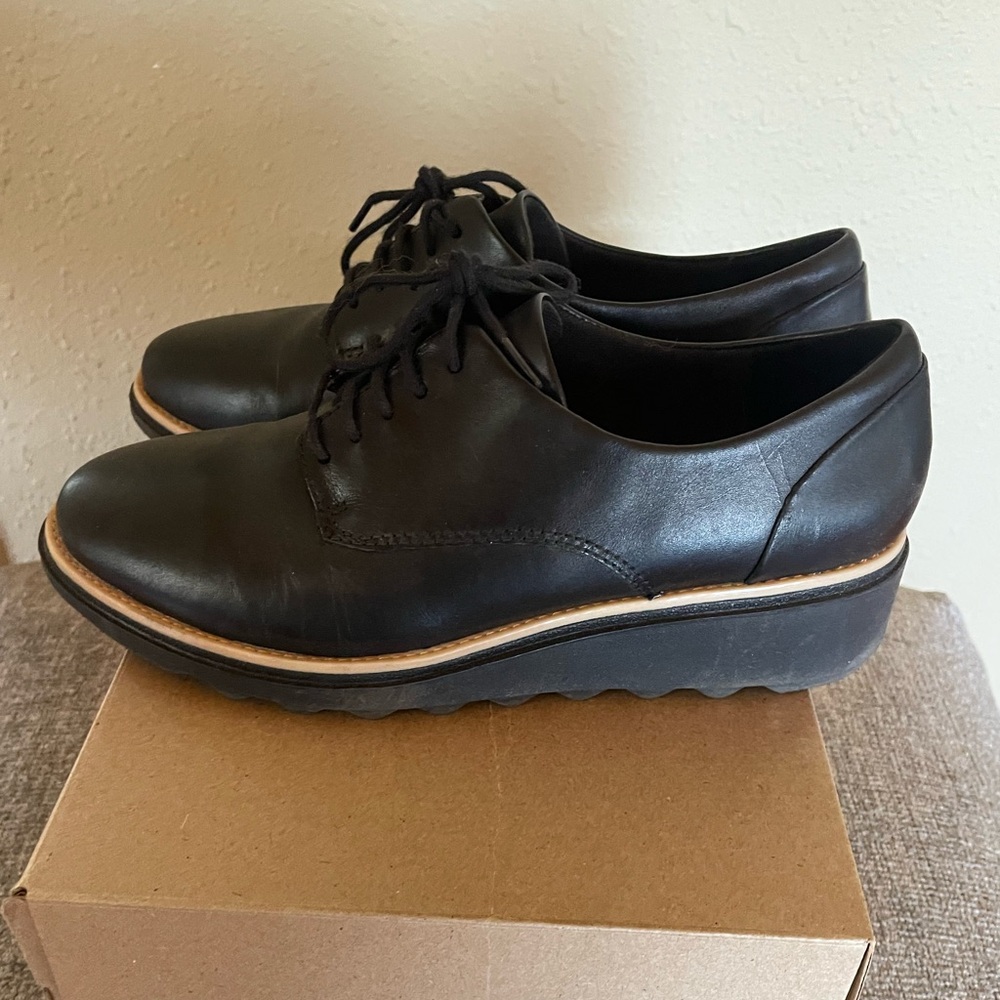 Clarks Women's Sharon Noel Oxford Size 6.5 Low Wedge Lace Up Shoe Black NIB
